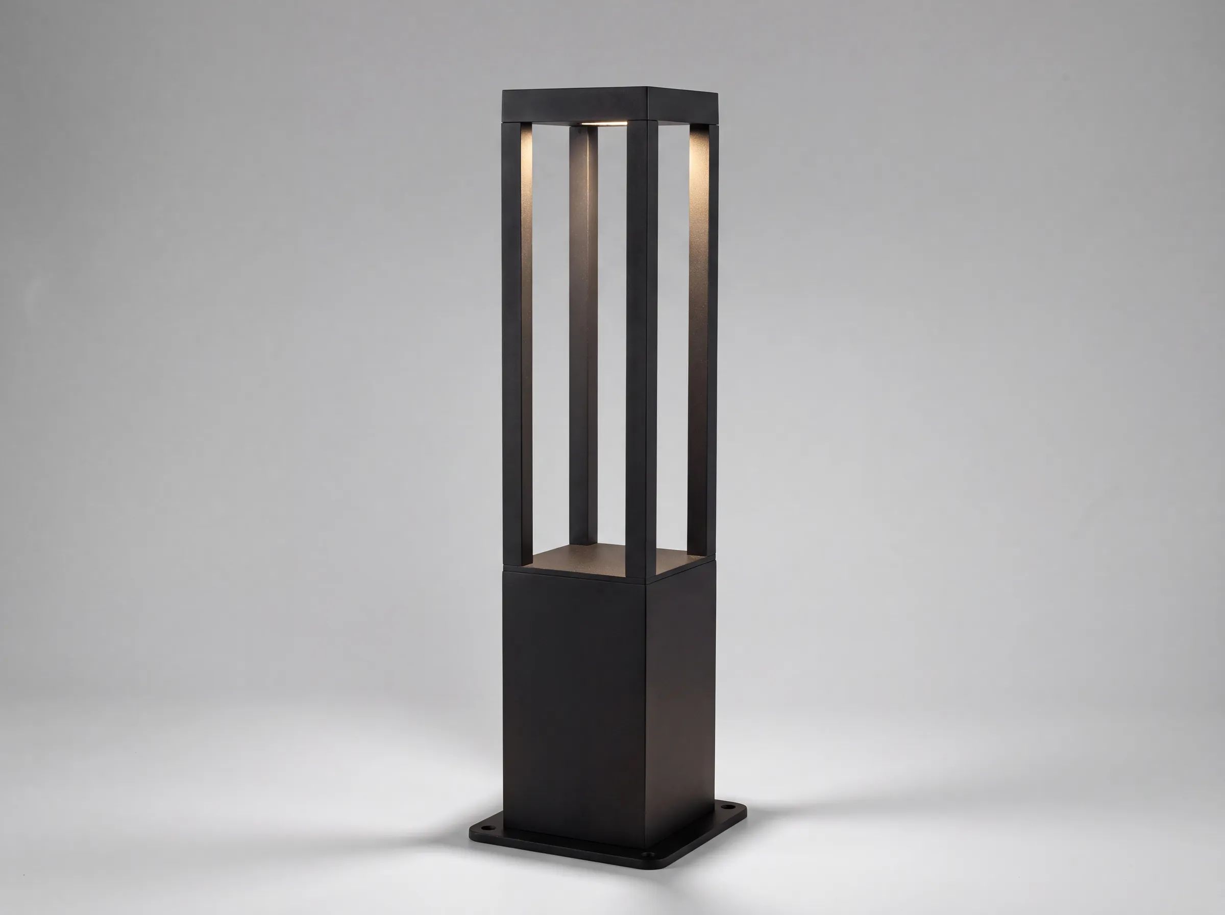 Lattice Bollard