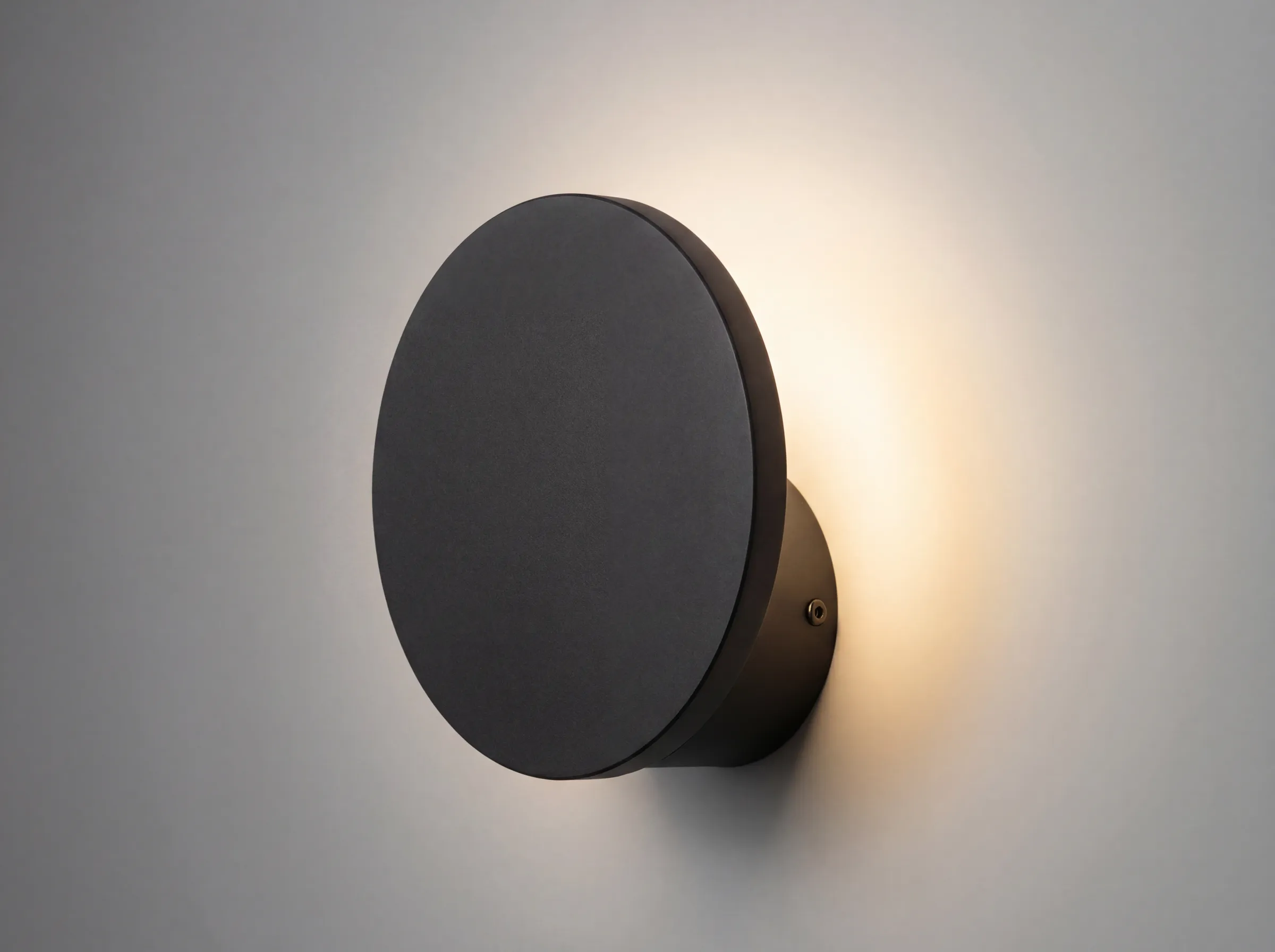 Eclipse Disc Wall Light